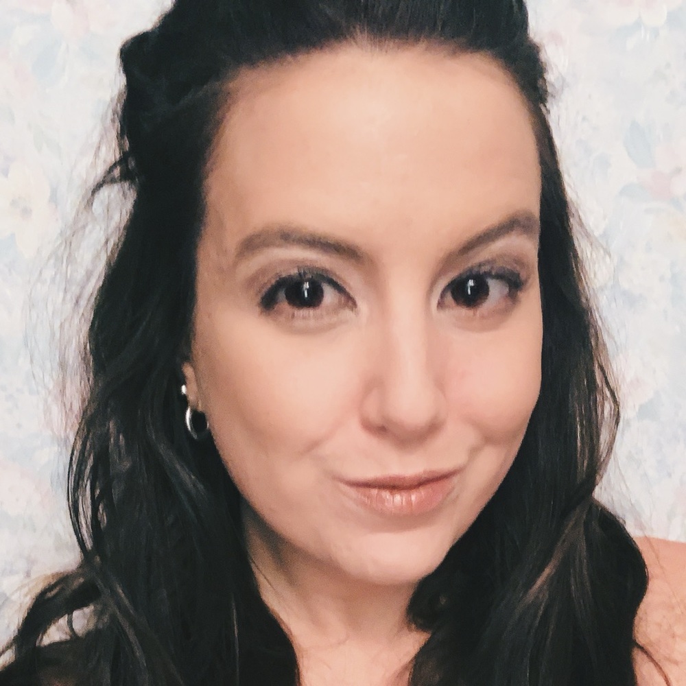Meet your Posher, Alison